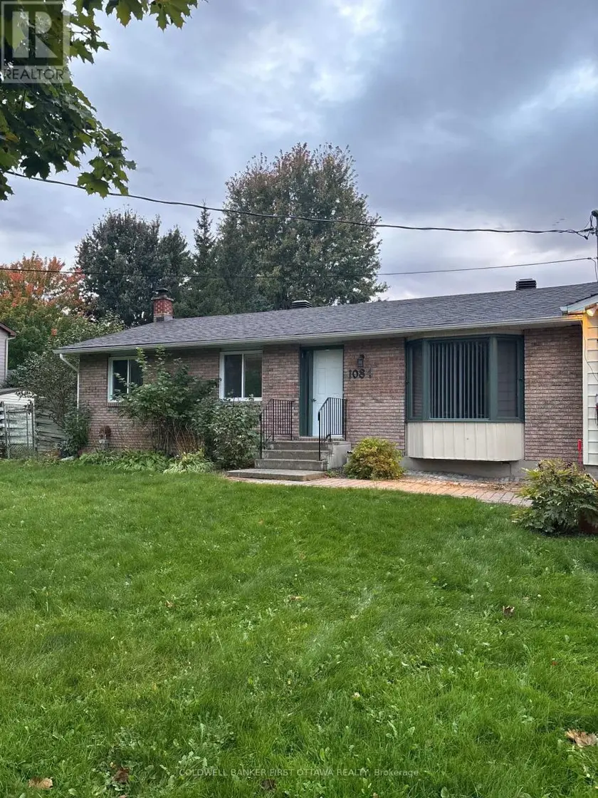 Detached at 1084 EADIE ROAD, Russell