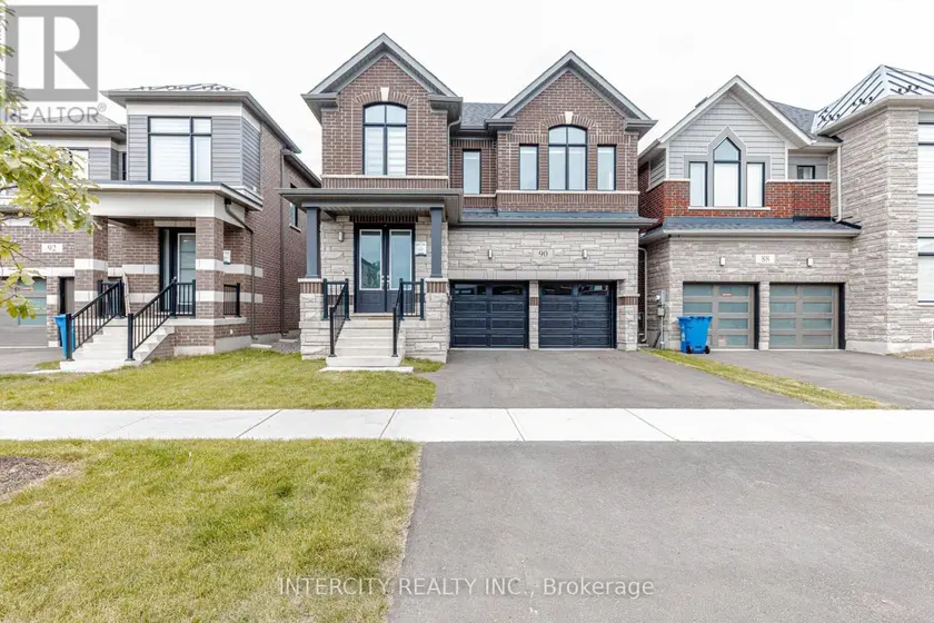 Detached at 90 PLAYER DRIVE, Erin