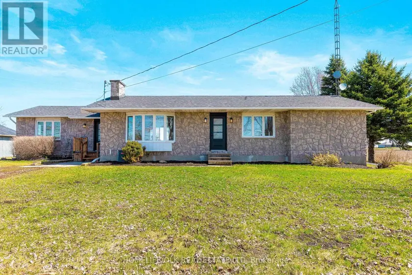Detached at 1709 COUNTY RD 31 ROAD, North Dundas