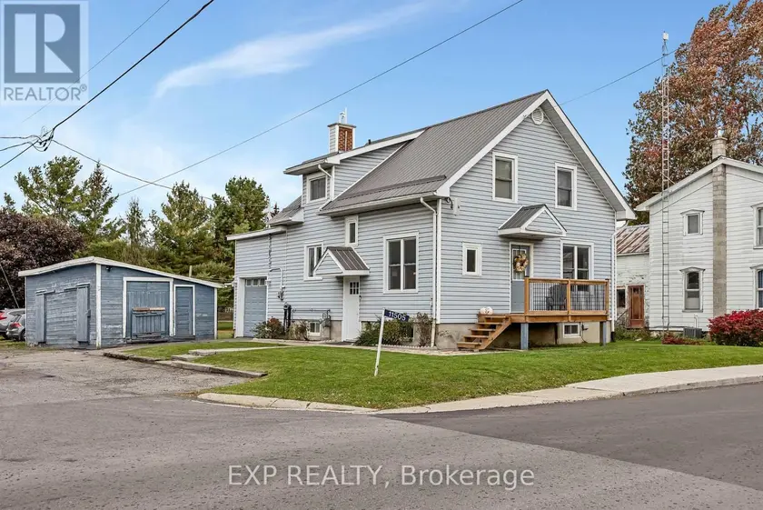Detached at 11505 QUEEN STREET, North Dundas
