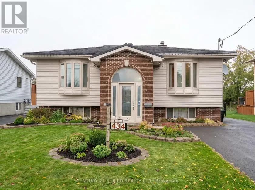 Detached at 434 HILBERT AVENUE, Cornwall