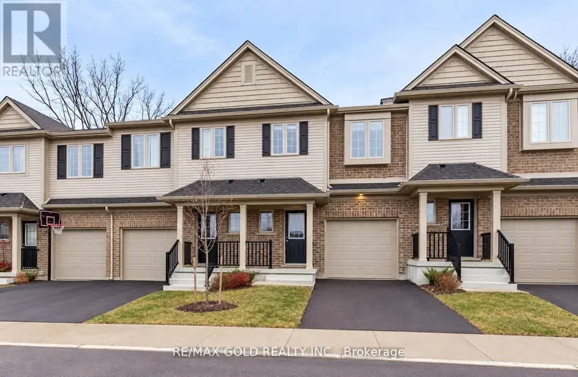 Townhouse at 35 - 50 PINNACLE DRIVE, Kitchener