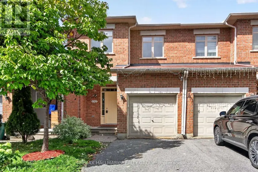 Townhouse at 152 CALAVERAS AVENUE, Ottawa