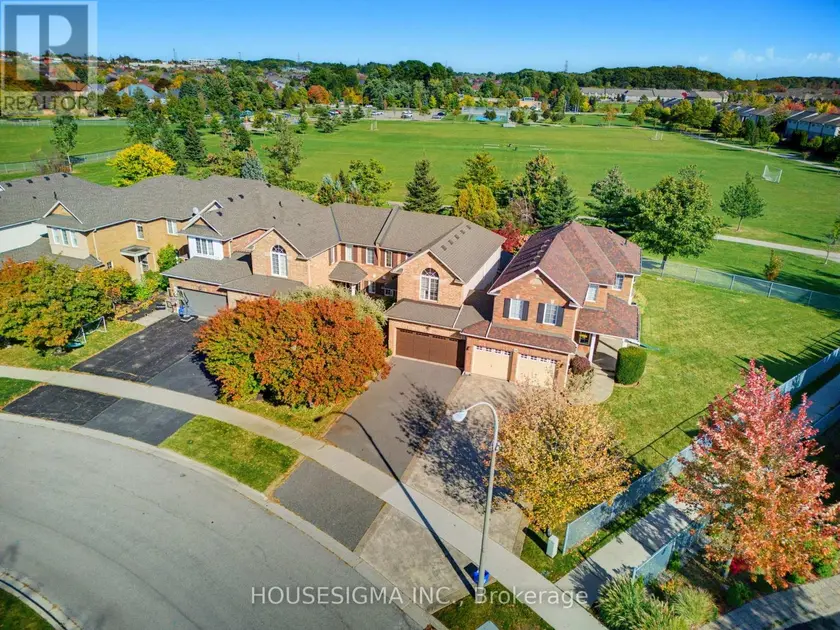 Townhouse at 103 THOROUGHBRED BOULEVARD, Hamilton