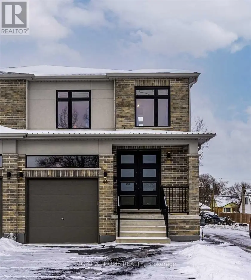 Semi-Detached/Link at 44 FRANKLIN STREET S, Kitchener
