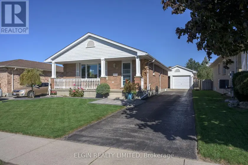 Detached at 12 RICKWOOD PLACE, St. Thomas