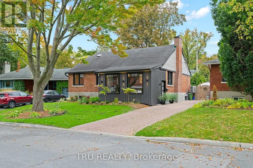 Detached at 2110 HONEYWELL AVENUE, Ottawa