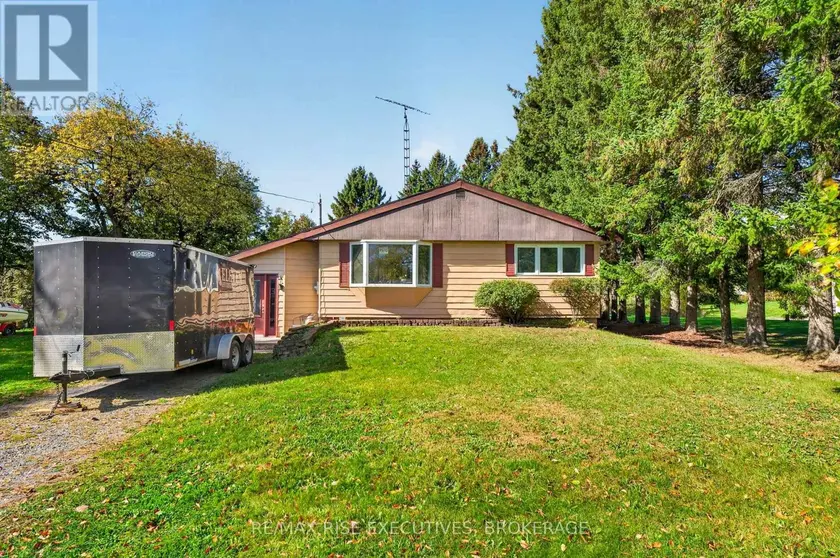 Detached at 4259 SYDENHAM ROAD, Frontenac