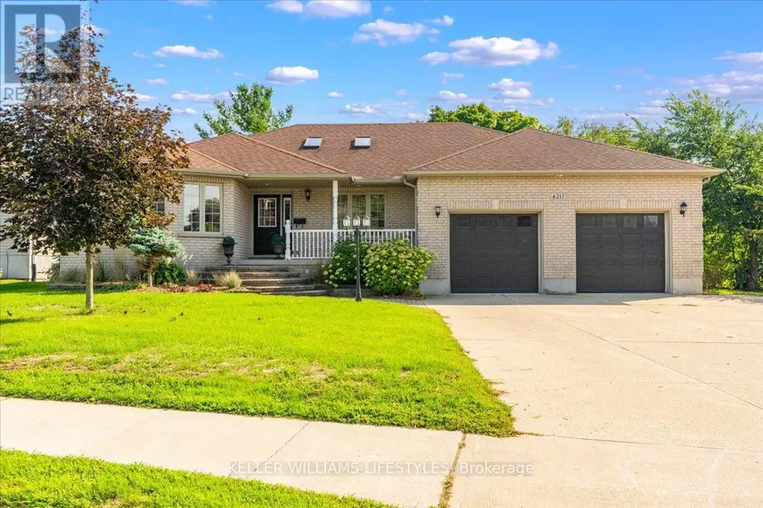 Detached at 6217 TOWNSEND LINE, Lambton Shores