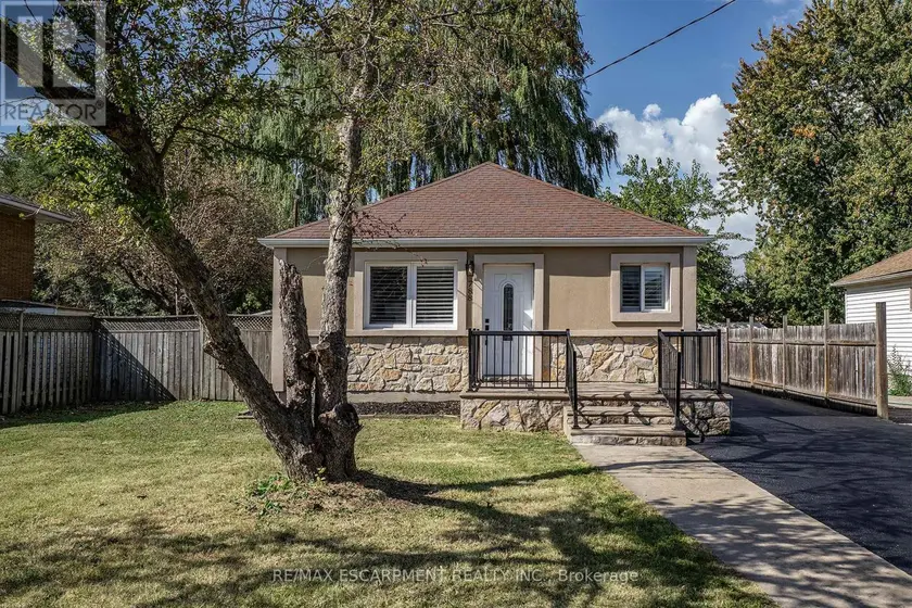 Detached at 788 UPPER GAGE AVENUE, Hamilton