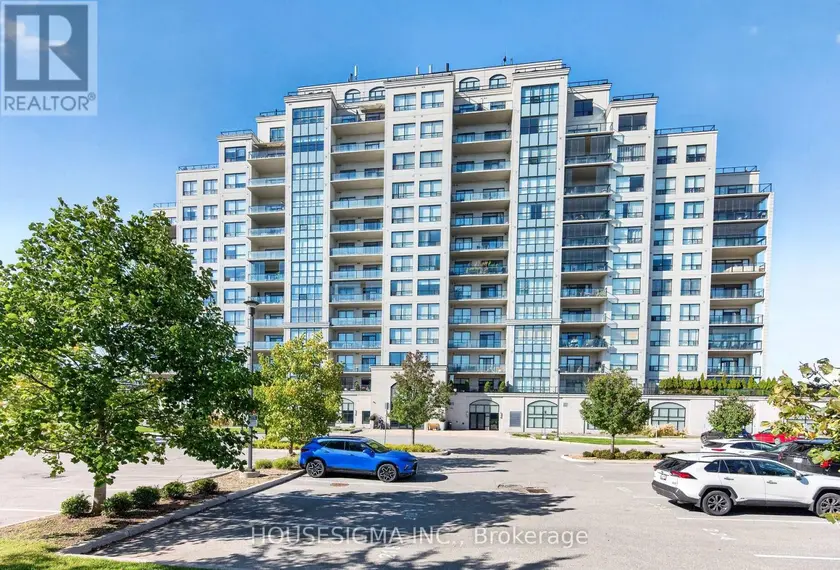 Apartment at 903 - 240 VILLAGEWALK BOULEVARD, London North