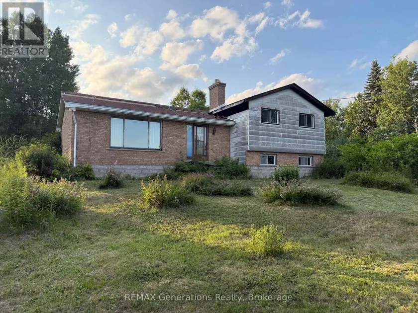 Detached at 6071 HWY 61 HIGHWAY, Neebing
