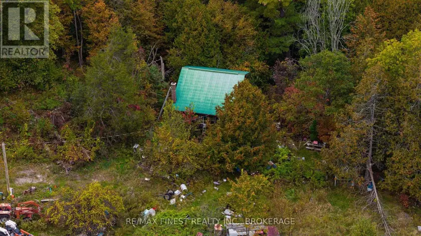 Detached at 100 FITZGERALD ROAD, Frontenac