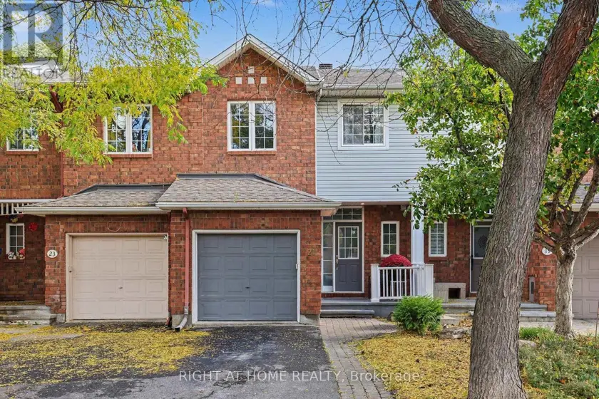 Townhouse at 21 KETTLEBY STREET, Ottawa
