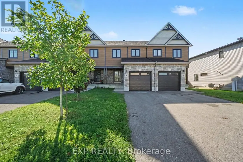 Townhouse at 202 ST MALO PLACE, Russell