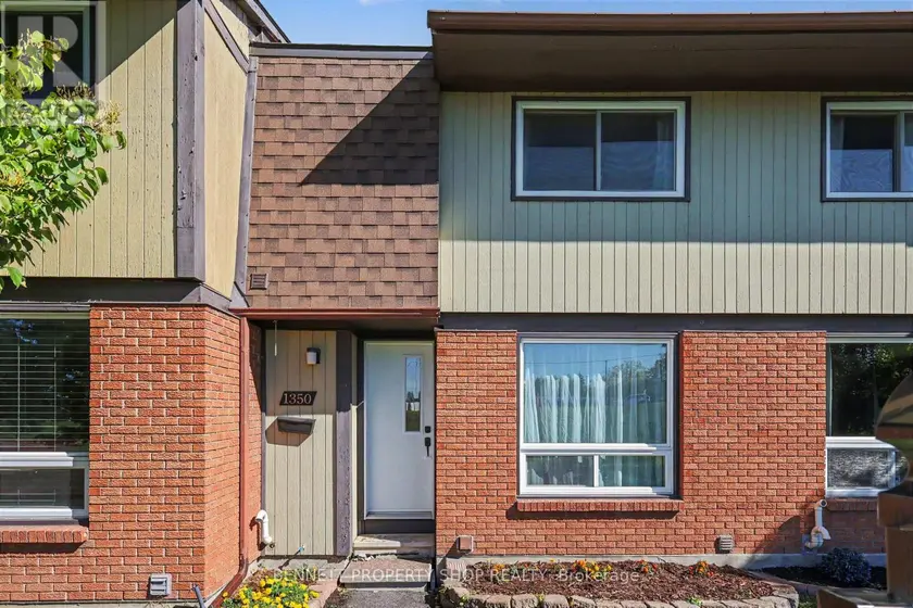 Townhouse at 109 - 1350 BAKKER COURT, Ottawa