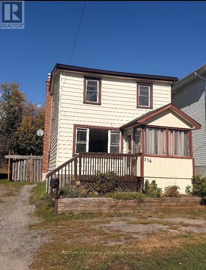 Detached at 756 CEDAR STREET, North Bay