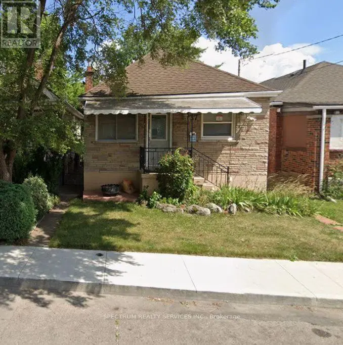 Detached at 37 HOPE AVENUE, Hamilton
