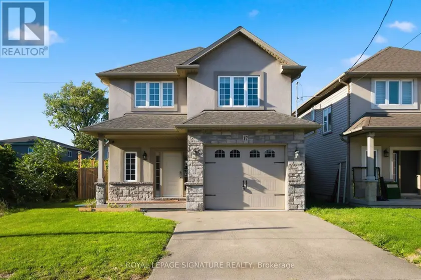 Detached at 17 LAGOON AVENUE, Hamilton