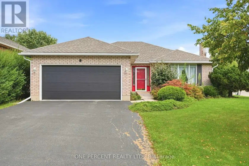 Detached at 9 COUNTRY CLUB ROAD, Haldimand