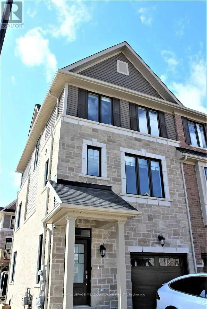 Townhouse at 132 (UPPER) - 1890 RYMAL ROAD E, Hamilton
