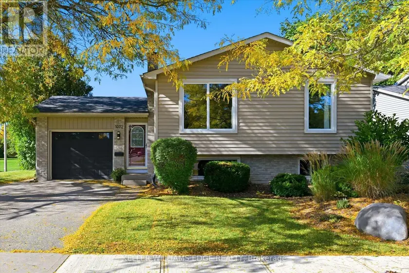 Detached at 1072 QUINTON ROAD, London North