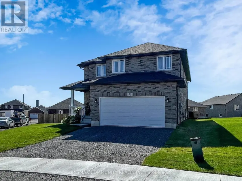 Detached at 90 Keeler Crt, Asphodel-Norwood