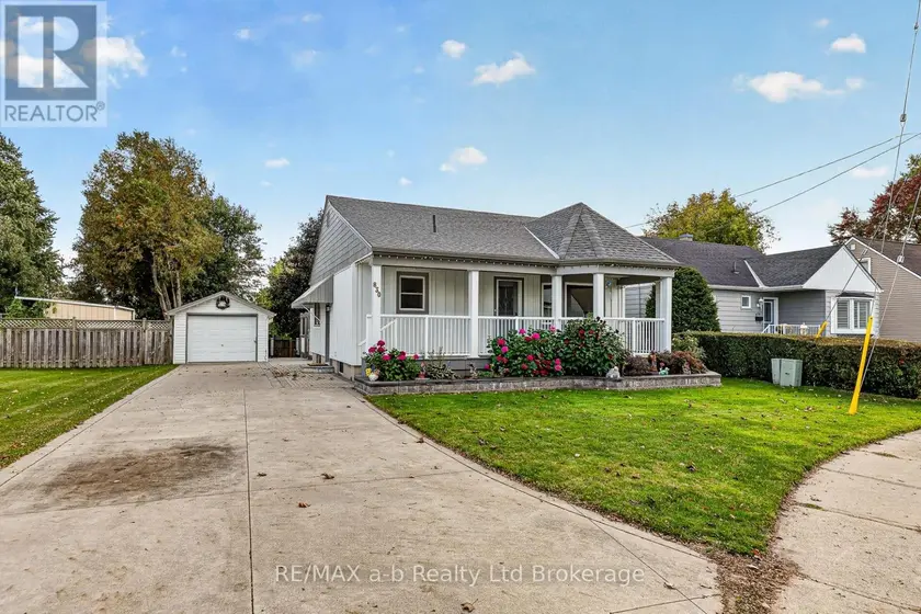 Detached at 830 MAPLE AVENUE, Woodstock