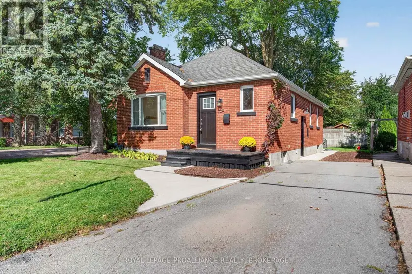 Detached at 229 PARK STREET, Kingston