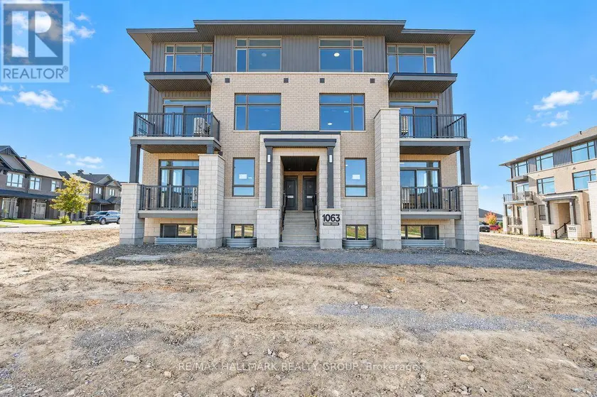 Apartment at 1063 CEDAR CREEK DR DRIVE, Ottawa