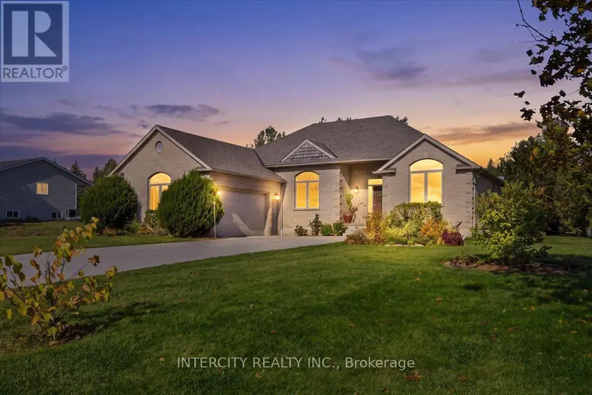 Detached at 3 TORRANCE LANE, Centre Wellington