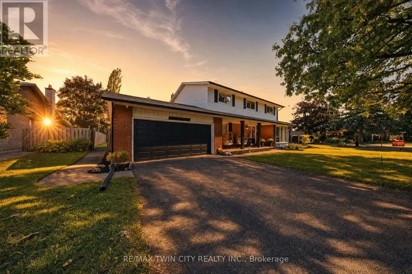 Detached at 25 CEDARLAND DRIVE, Brantford