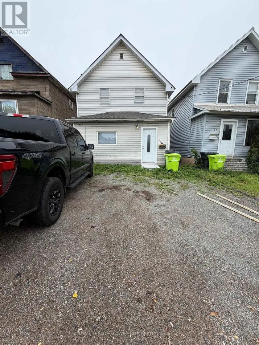 Detached at 36 ST GEORGES AVENUE E, Sault Ste Marie