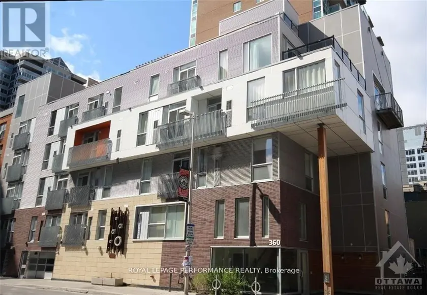 Apartment at 301 - 360 CUMBERLAND STREET, Ottawa