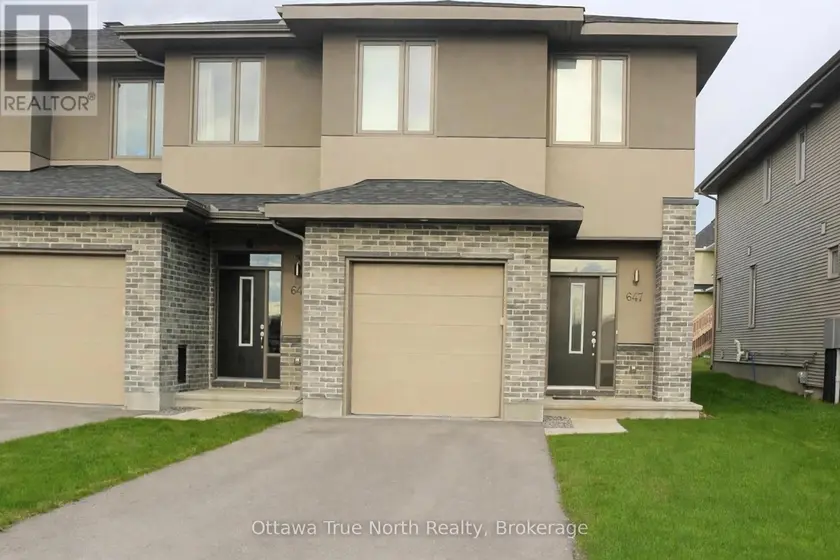 Townhouse at 647 GABRIOLA WAY, Ottawa