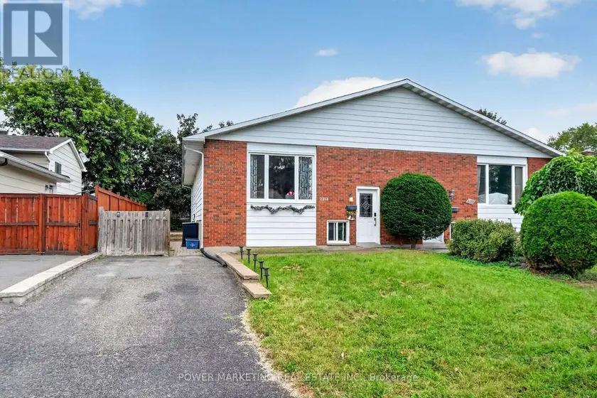 Semi-Detached/Link at 2213 FILLMORE CRESCENT, Ottawa