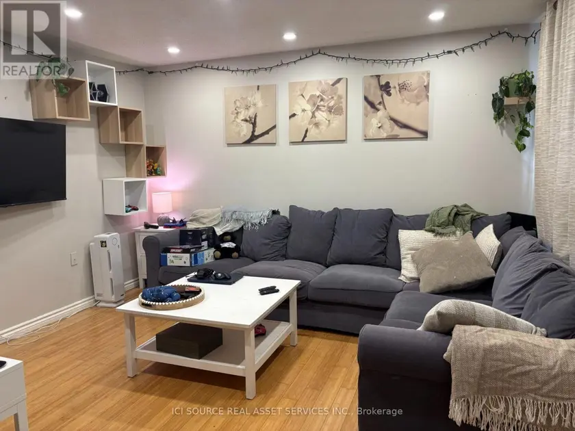 Detached at 736 TATE AVENUE, Hamilton