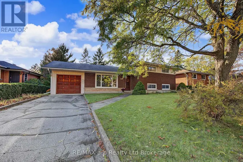 Detached at 20 PINECREST AVENUE, Cambridge