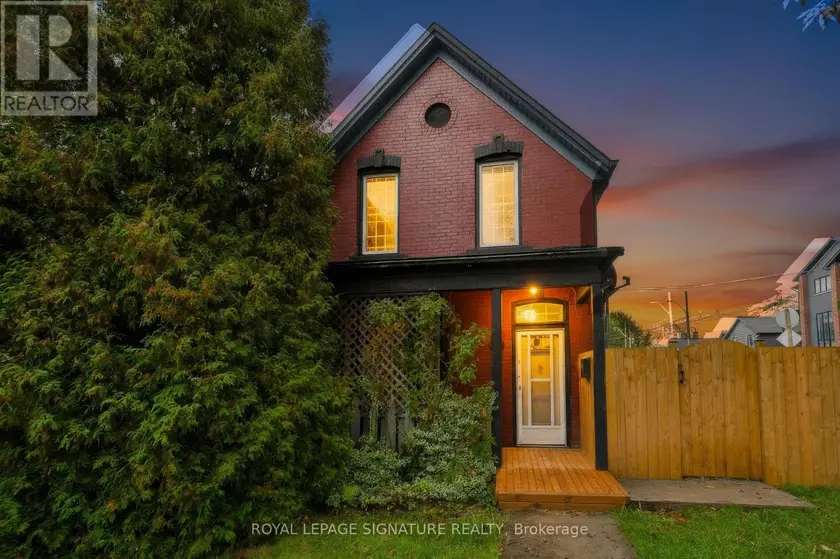 Detached at 80 TISDALE STREET N, Hamilton