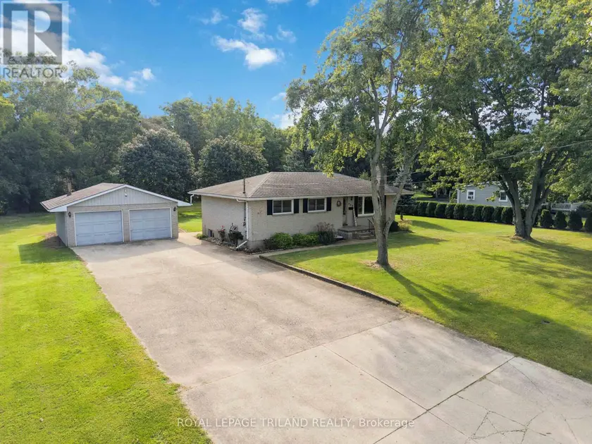 Detached at 272 RICHMOND STREET, North Middlesex
