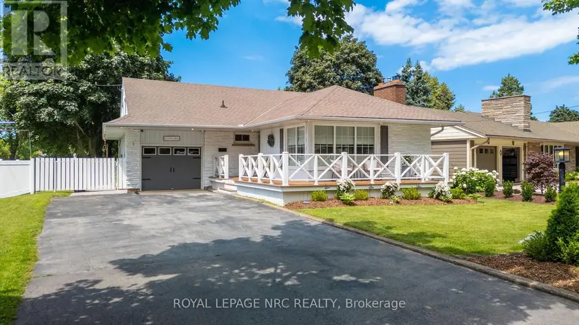 Detached at 1 NANCY DRIVE, St. Catharines