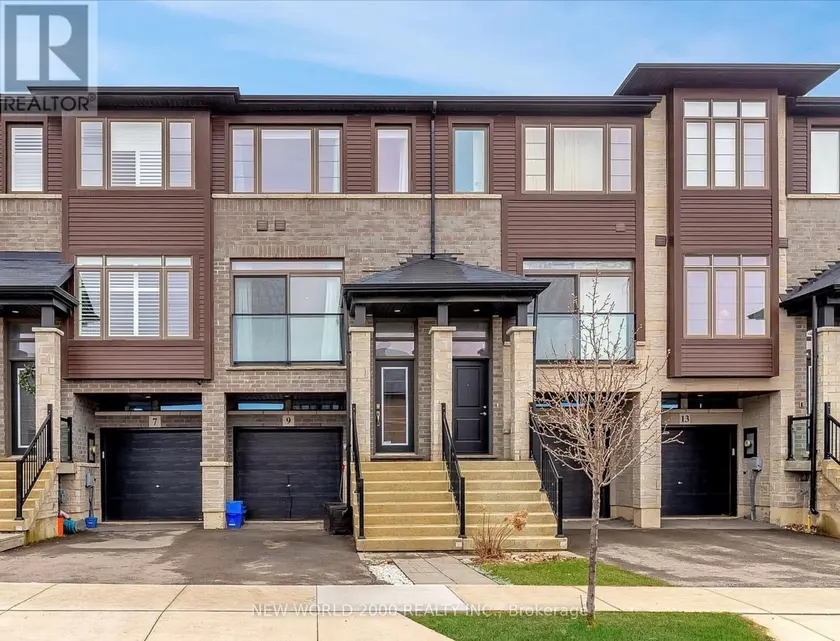 Townhouse at 9 SOHO STREET, Hamilton
