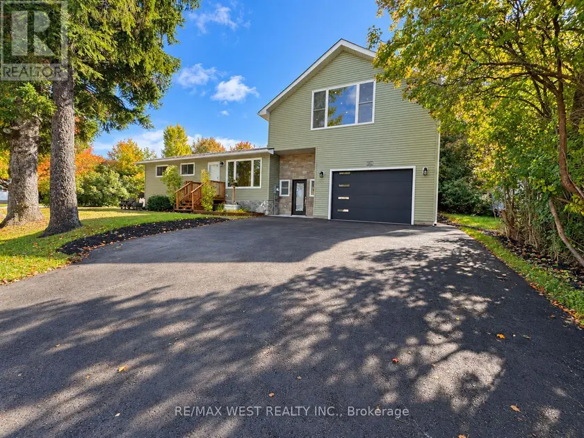 Detached at 101 LORNE STREET, Grey Highlands