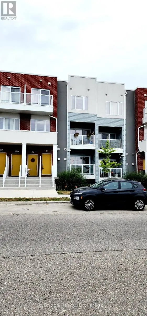 Townhouse at 96 SEABROOK DRIVE, Kitchener