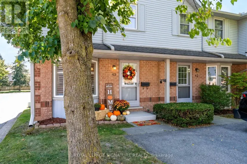 Townhouse at 43 - 180 MARKSAM ROAD, Guelph