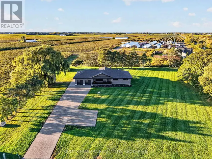 Detached at 714 CARLTON STREET, Niagara-on-the-Lake