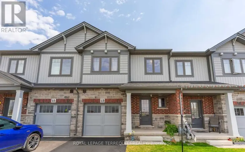 Townhouse at 13 SEVERINO CIRCLE, West Lincoln