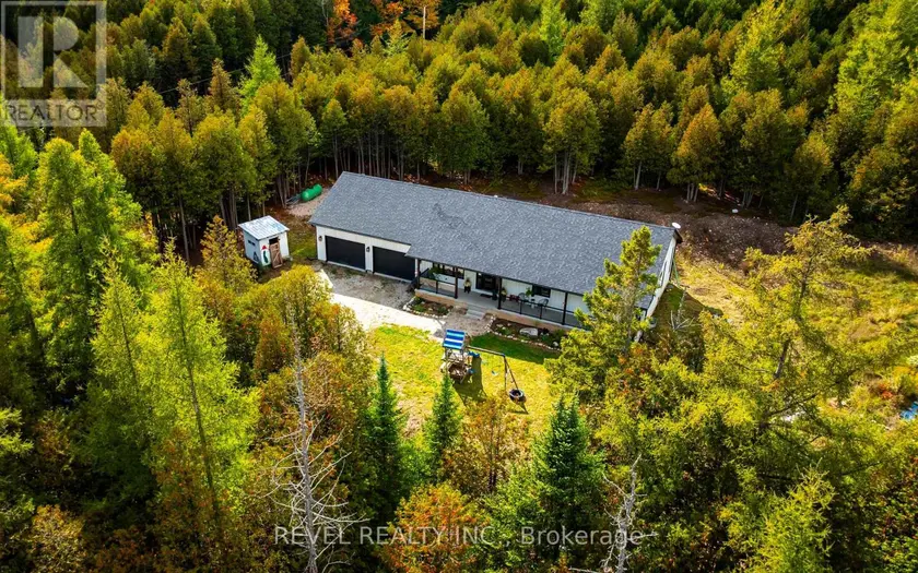 Detached at 543795 DUTCH LINE, West Grey