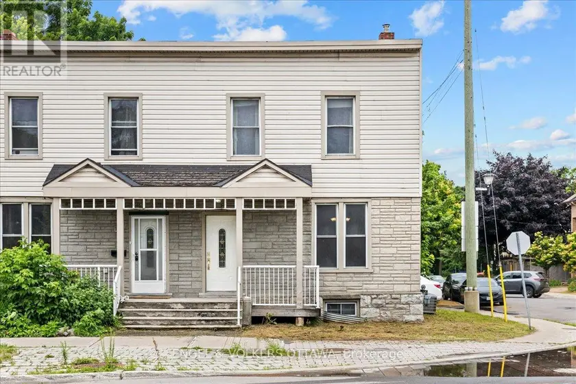 Townhouse at 118 KING EDWARD AVENUE, Ottawa