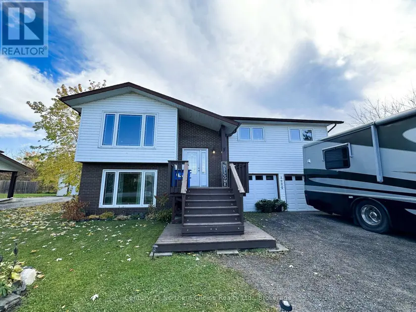 Detached at 100 DETTA ROAD, Red Lake